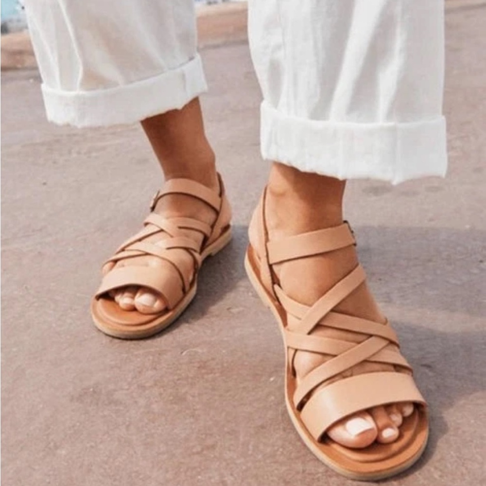 Toms Sephina Sandy Beige Leather Sandals Women's